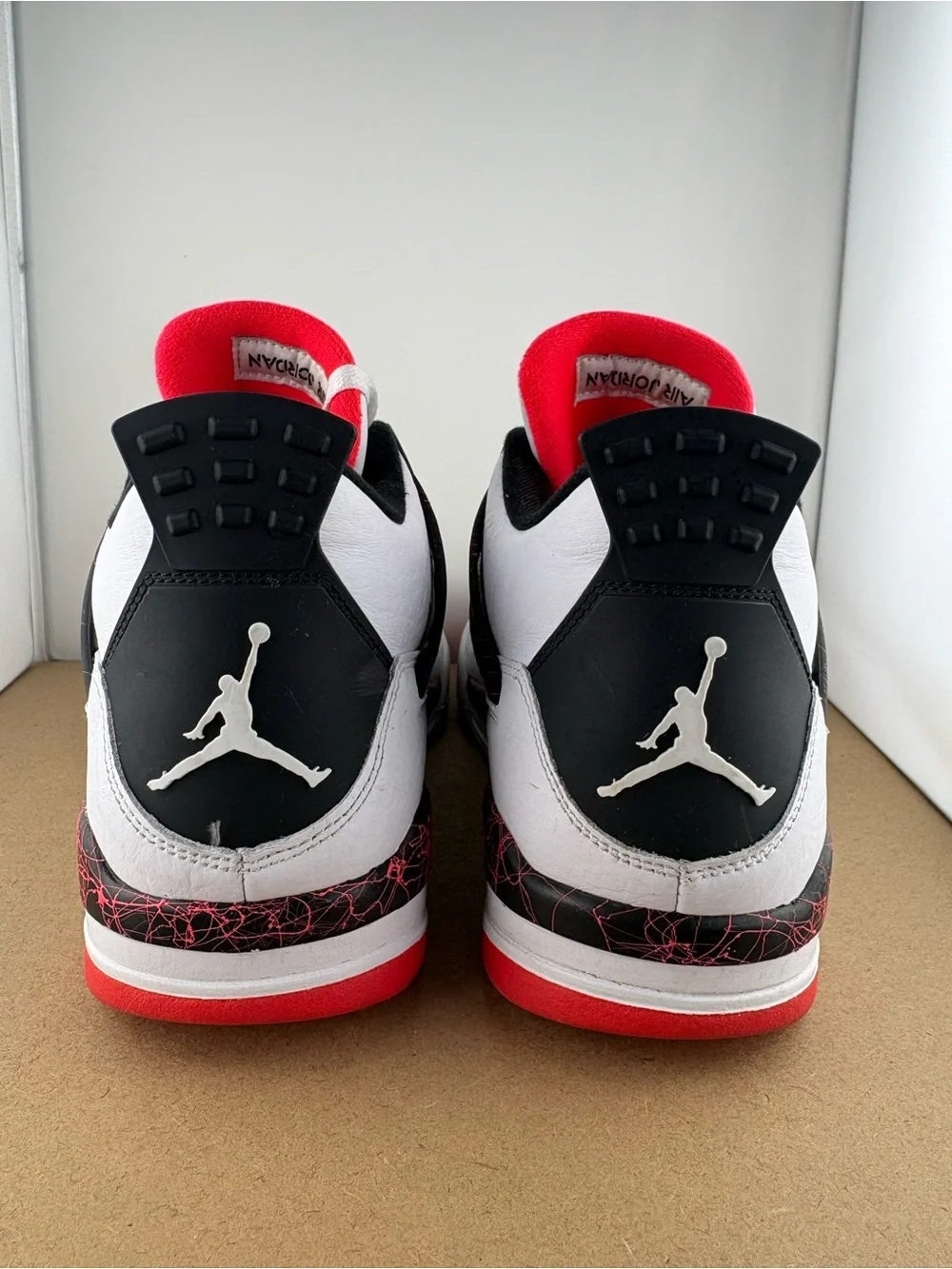 Nike Air Jordan 4 Retro Pale Citron 2019 White Black Red 308497-116 Size 12 (A5)